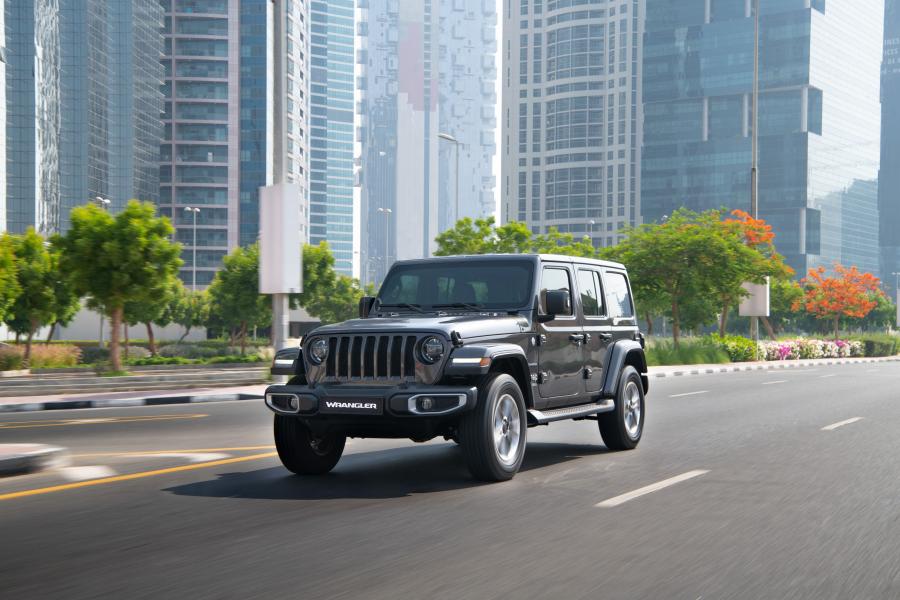  Jeep Wrangler Unlimited Sahara (JL) 2018 года  (UAE) (фото 4 из 6)